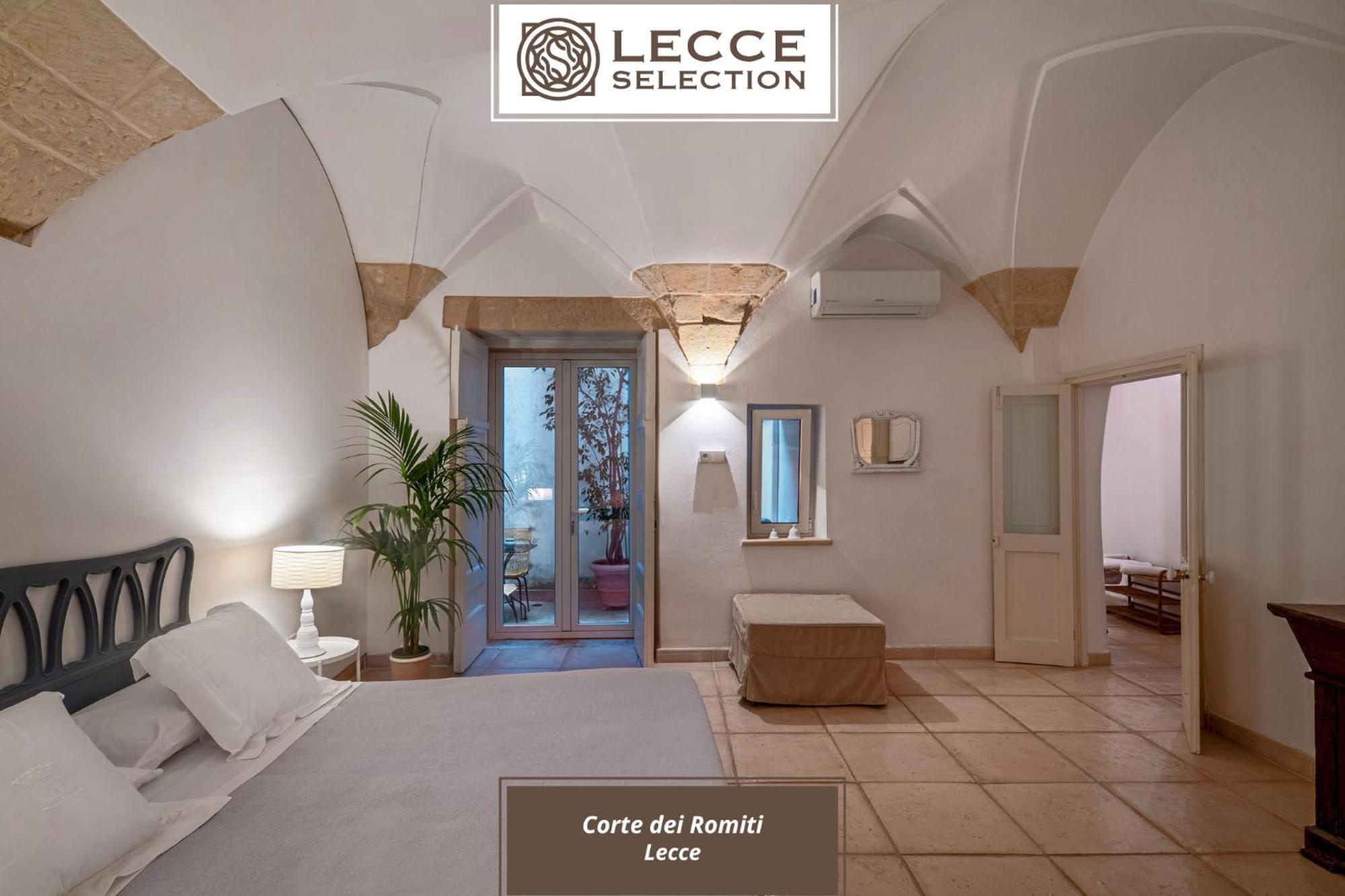 Corte Dei Romiti Apartment - Lecce Selection Extérieur photo