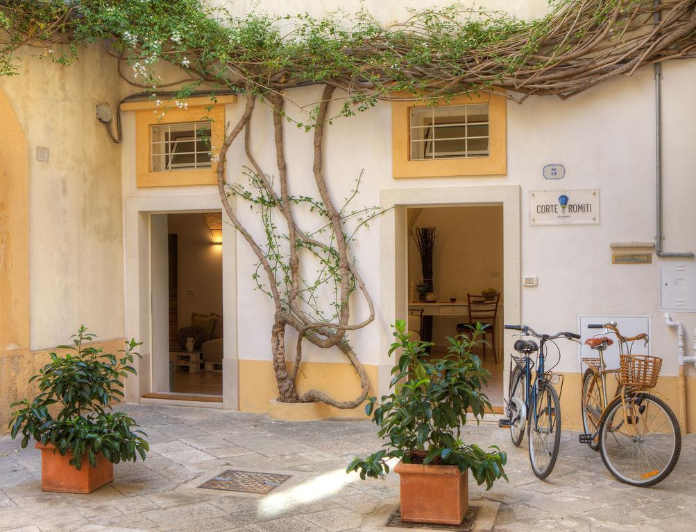 Corte Dei Romiti Apartment - Lecce Selection Chambre photo